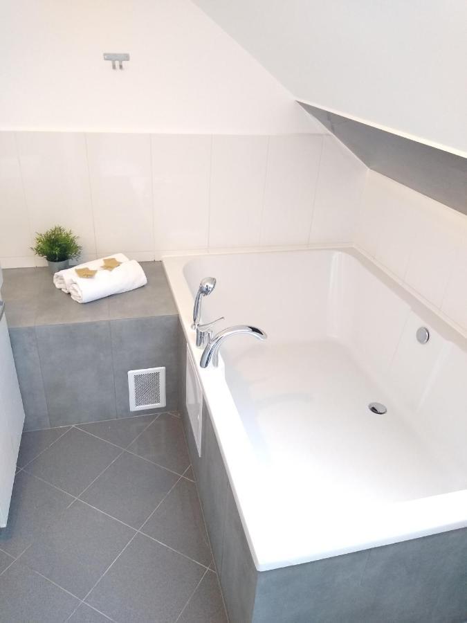 Park Apartament Жешов Екстериор снимка