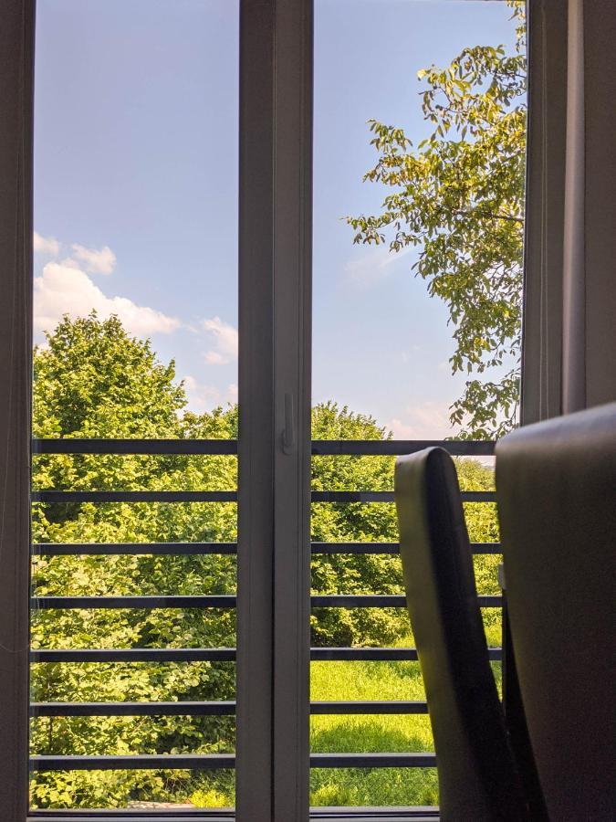Park Apartament Жешов Екстериор снимка
