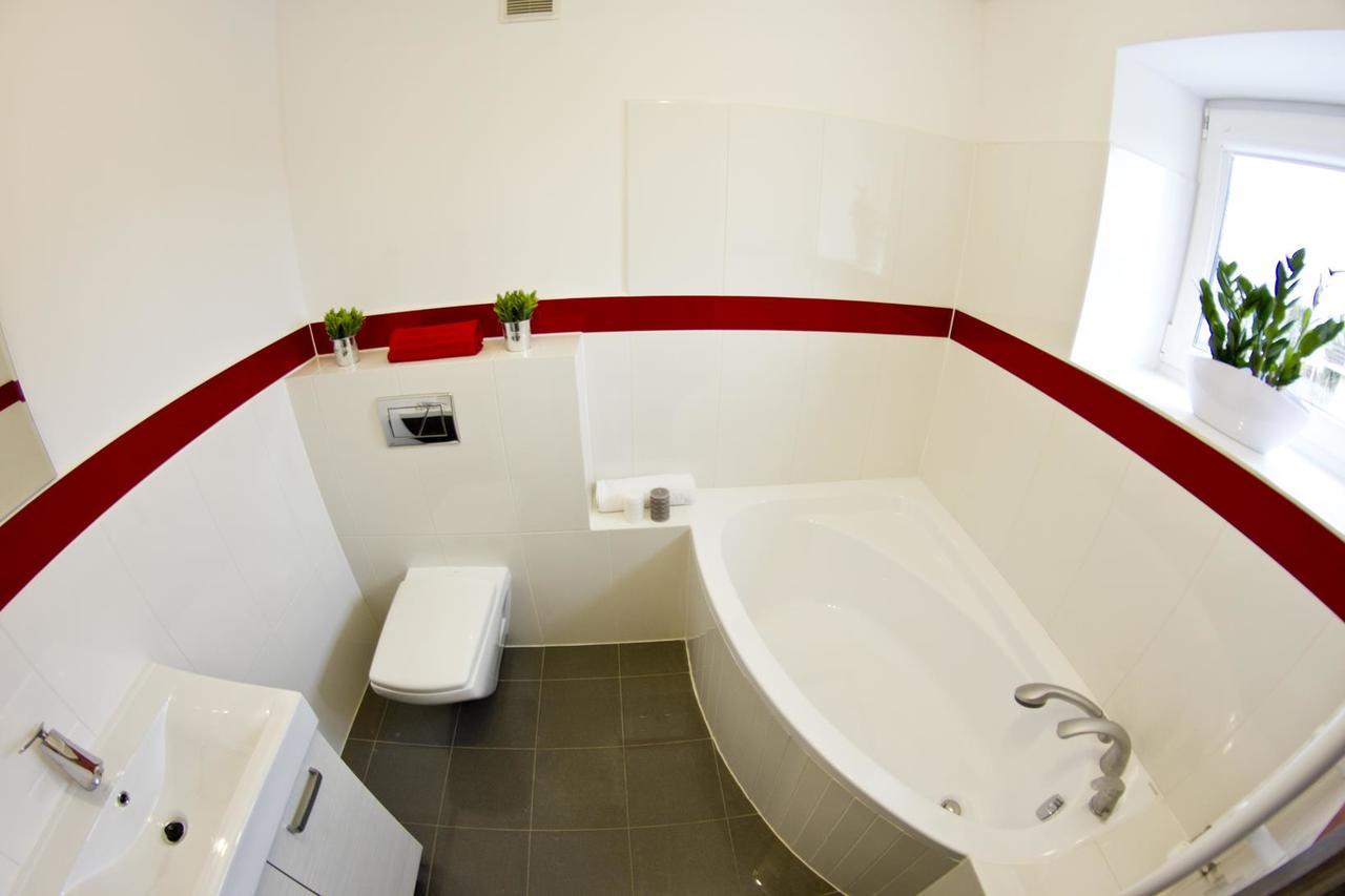 Park Apartament Жешов Екстериор снимка
